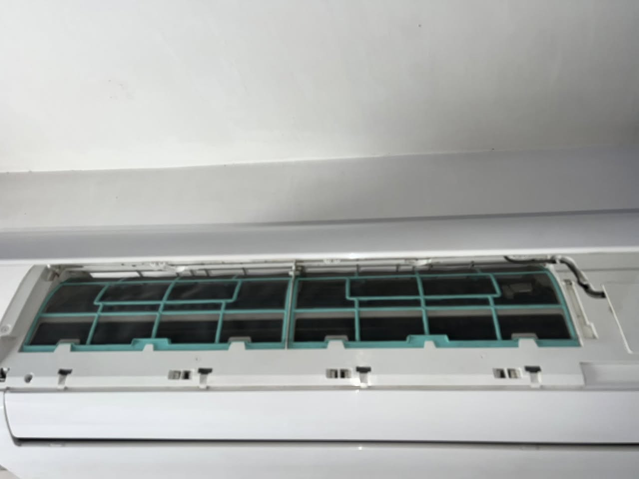 سلام عليكم سبلت للبيع سبب وعود الكاذبة *********** مكاني بغداد بلديات  السعر 225الف
