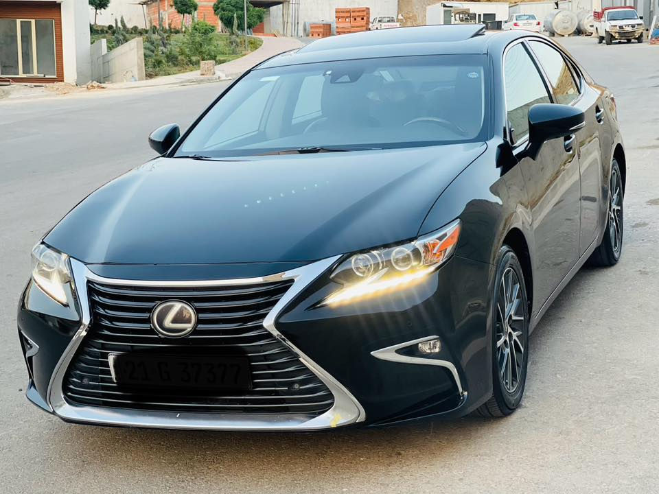 Lexus ES 350
ليكزس 2017 فول مواسه فات
سلايد ، به صمه ,4 ده رگا به صمه
 ، په رده ،
كوشن جلدو كوشن ساردو گه رم و
كوشن خه زن
‎سوکان هیتەر و فۆرمیکا
شاشه ماوس و كاميرا
حاسه ى پيش و دوا
رادارى خه تى جاده
رادارى ئاوينه و رادارى پيش 
سندوق  به كونترول ئه كريته وه و دائه خريت
٢ پارچەی بۆیاخە
95 هه زار روشتوه
بى داخل كامل سيرفسم كردوه
٤ تايه ى لوكى له سه ره
هه زه و به رادو سه نه وى 
تازه يه و به ناوى خۆمەوەیە
***********
