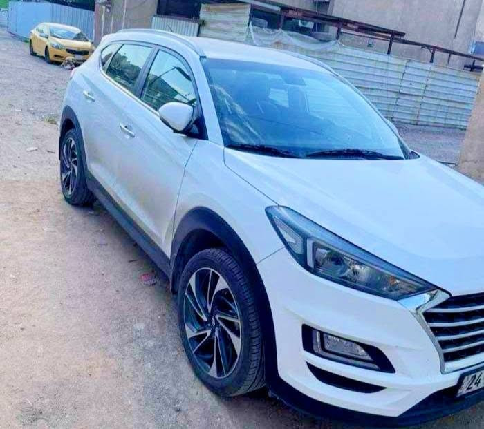 يا الله للبيع توسان 2020 فول ما عده البنرامه
معروفه مواصفاتها سياره جديده ماشيه 100.
رقم شمالي سياره متصرف عليها ولا دينار
بيها فقط بارد باب السايق والباقي كفاله
بيها سونار موجود كامله وترهم امراوس حسب القناعه
السعر ١٨٨   المكان بغداد م الصدر
للاستفسار لاتصال *********** وبالخدمه
