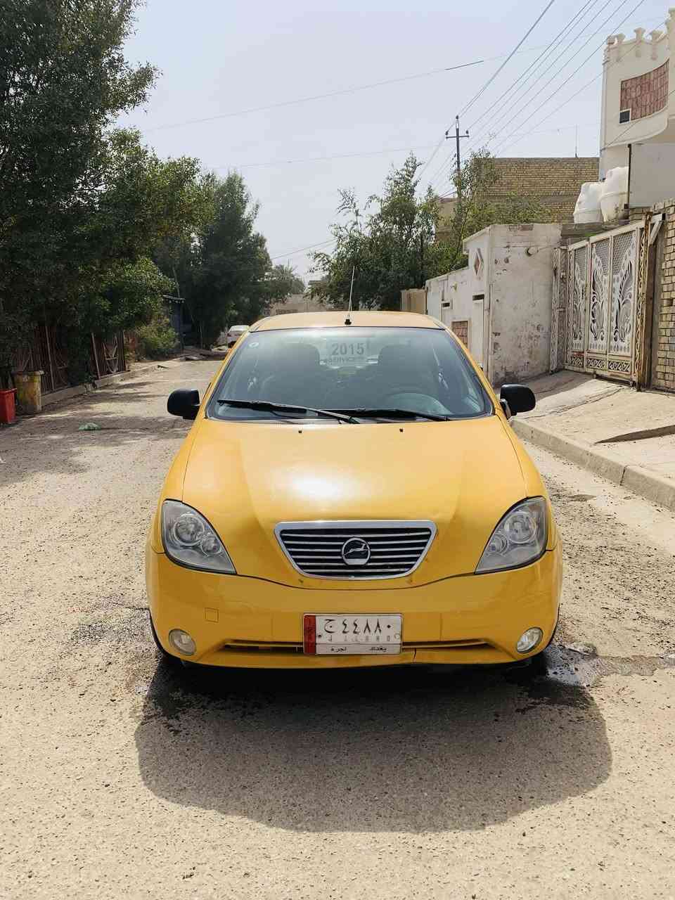 سلام عليكم عندي سياره البيع طيبه موديل 2015 رقم بغداد سنويه جديده تحويل مباشر سياره جديده وحلوه وجاهز مصفره هيئه وغرامات مكفوله مكينه جديده كير جديد تخم تاير عنوان بغداد ولشراي يتصل على رقم ***********
