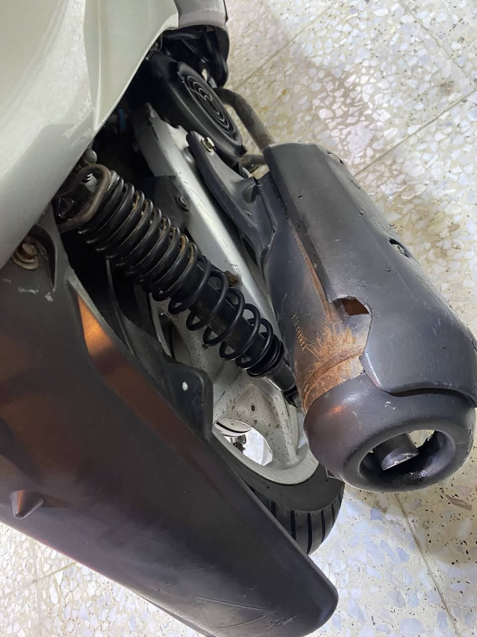 سلام عليكم سكنس نثيه 110دراجه مكفوله منلنضوح وتبخير 
تايرات جدد كهربأيات كلها شغاله بيها ملاحضات بلكفر كدام عينك
سعر 375وبيها مجال 
***********
الحسينيه الراجديه
