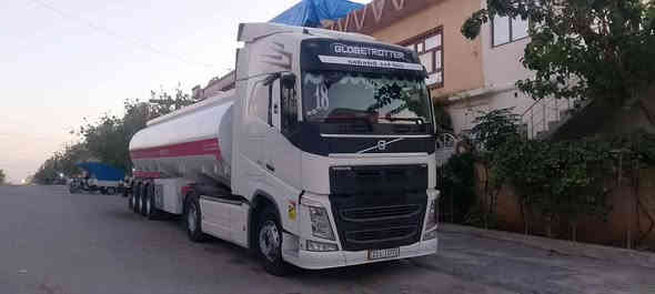 بؤ فرؤشتن
ڤالڤؤ
مؤديل ٢٠١٨
مه كينه ٥٠٠
يؤرؤ ٦
شاشه گه وره
سبليت خه زن
حاسه 
رادار
سپايده ر
تؤناج
تاقم تايه ى كه له و ته نكى لؤك لؤكه
***********
0771522983
