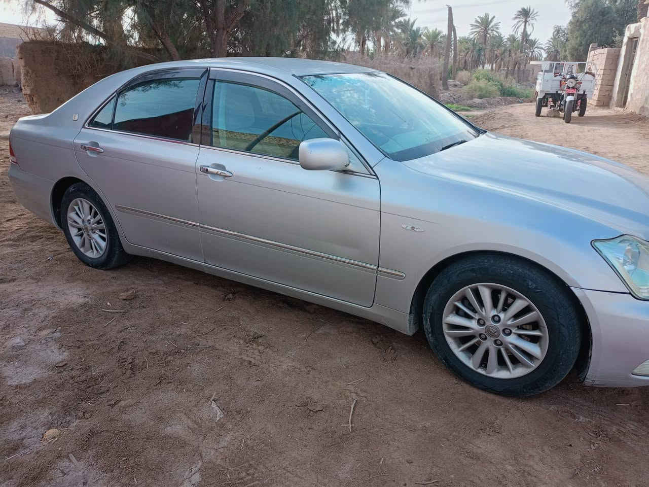 شاهينه دوات كص قماره 
كص قماره  فقط بدون رقم
مديل2004
شاصي80
كشنات كهربائية
دكم2
بصمه سوده
تبريد تدفئه شقال

داخل رصاصي مطعم 
ترحيب شاير 
5بصمات
تخم تاير جديد 
باتري جديد 
سياره جاهزه عله اخير حبايه 
مكان ناصريه سعر48وبيه مجال مكان ناصريه 
نتصال فقط مكلف بل نشر *********** رقم صاحب سياره
