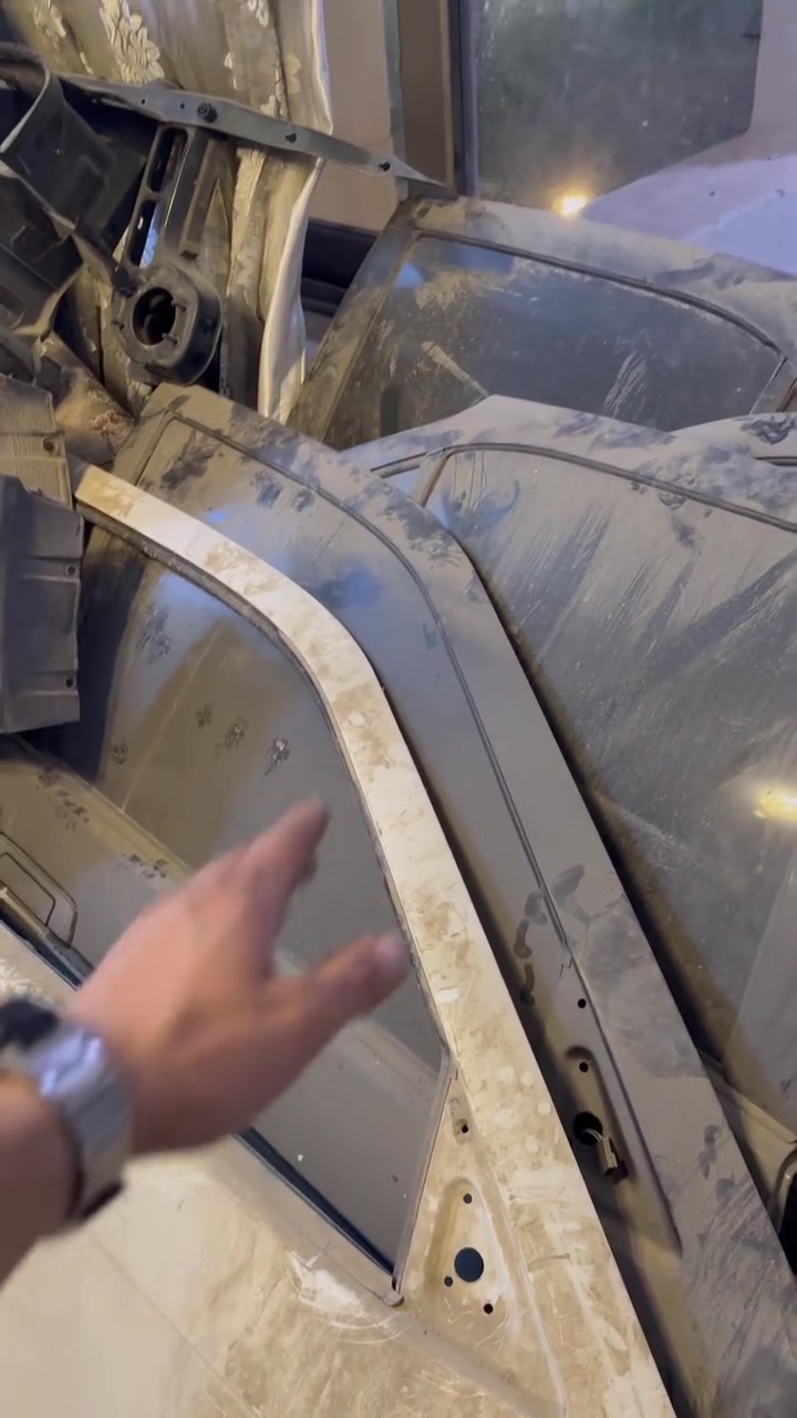 سلام عليكم
bmw e36 السياره اصل وفصل سنويه وبليته 25 
السياره عليه مكينه 28 مسكر اهين ضفيره سمنز بلاد اكسل قفل 3.23 عليهه تهبيطه عليهه كامبر كت تفحيجه اصلي عليه بوش طبله كاوجك عليه دركه e46 m عليهه فرس عليهه كب هولدر السياره كلشي بيهه شغال وعل بلاد مابيهه لاجطل ولا حلغ واير السياره ممتعمره ولا مره ولا مصبوغه ولا مره نقصهه فقط سمكره وصبغ ابيعه كامله هي والغراض التفاصيل بالفديو السعر 68 بيه غرامه 3 اوراق تنزل من السعر هـ***********
