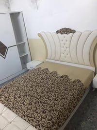 تاخم • غرفة نوم • دوشك • مفروشات نوم • غرفة نوم خشب