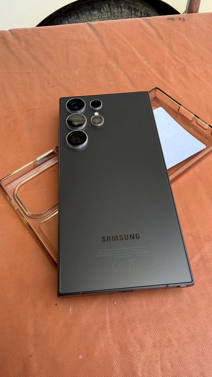 Ultra S24
ذاكرة ٢٥٠  
استعمال شهر واحد فقط  
نظيف جداً  
سعر العرض ٩٧٥  
وبي مجال بعد


**إذا كنت صاحب هذا الإعلان وتريد حذفه لأي سبب، رجاءا أرسل رسالة إلى الدعم الفني**