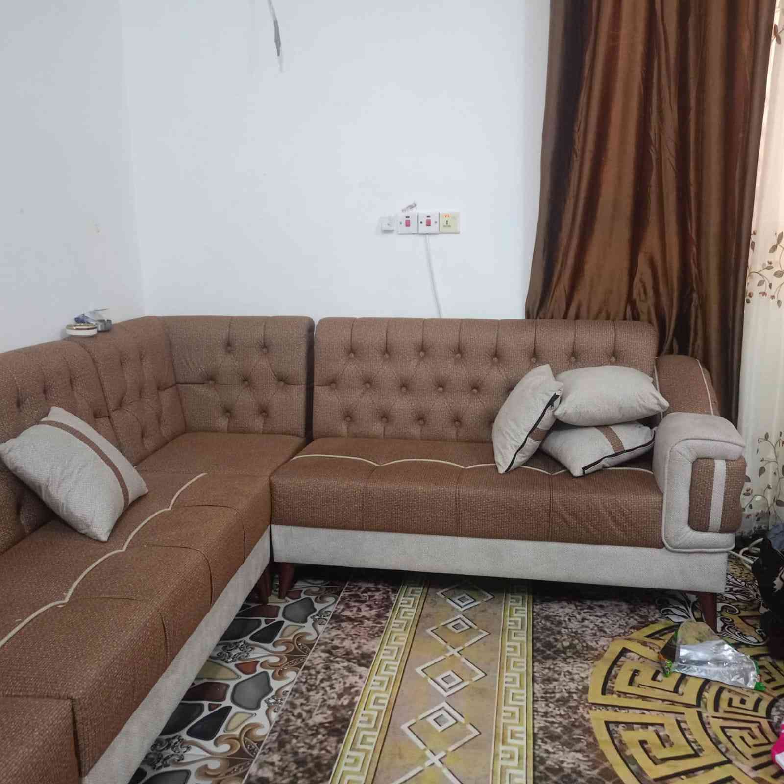 تخم ب 300 و بي مجال غساله ب 300و بي مجال ثلاجة 300 و بيه مجال طباخ 350 و بي مجال الأغراض أخو الجديد تواصل على هذا رقم *********** ها وياهن 3 مراوح سقفيه و توشك مال جربايه ابو نفرين
