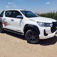 هايلوكس TRD • ٢٠٢٢ • ميسان كميت