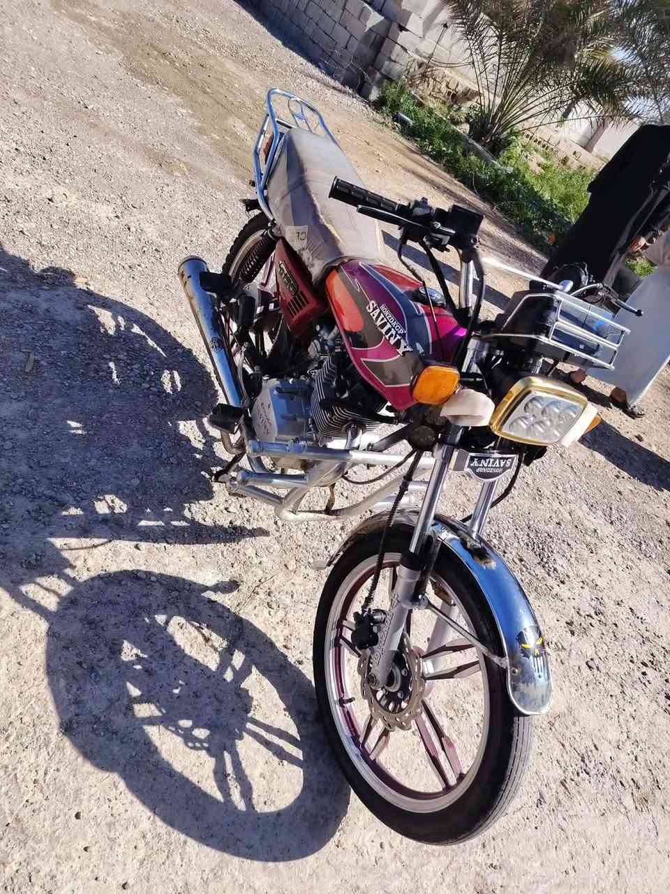 سلام عليكم
ماطور البيع موديل 2022 
5 كير 
سعر 350 
***********
