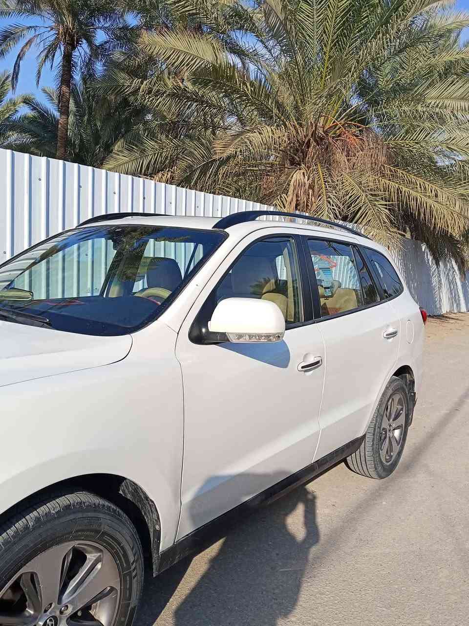 السلام عليكم..
سنتافي موديل  ٢٠١٢ خليجي 

 مكينه سته سلندي سبعه راكب

 فول مواصفات

 فتحه اشاير بالمري حساسات

شاشه كبيره تبريد ثلاث قطع

رقم انكليزي بأسمي سنويه مجدده

بيها صبغ جاملغ خلفي وامامي

وجزء من البنيد بدون اي دواخل

السعر المطلوب ١٤٥ 

موجوده بكربلاء

مناقصها اي شي
***********
