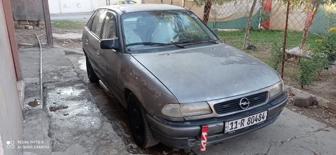 السلام عليكم استرا محرك 14 كير ومحرك شرط وايرمنيه كلها شغاله السياره بدون صبخ والاحادث رقم بغداد دولي بسمي كاربون ماستر السعر 37 وبيها مجال بسيط الاتصال ***********
