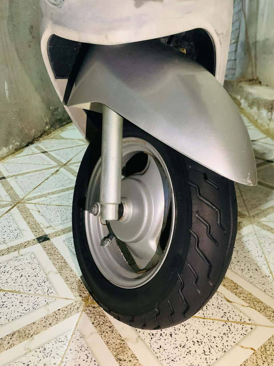 ماكس منغولي مكينه ما مفتوح بيه برغي دراجه بلاديه وكله ختم واحد فول ملاح مكان بابل السعر800وبيه مجال وهاذه رقمي ***********
