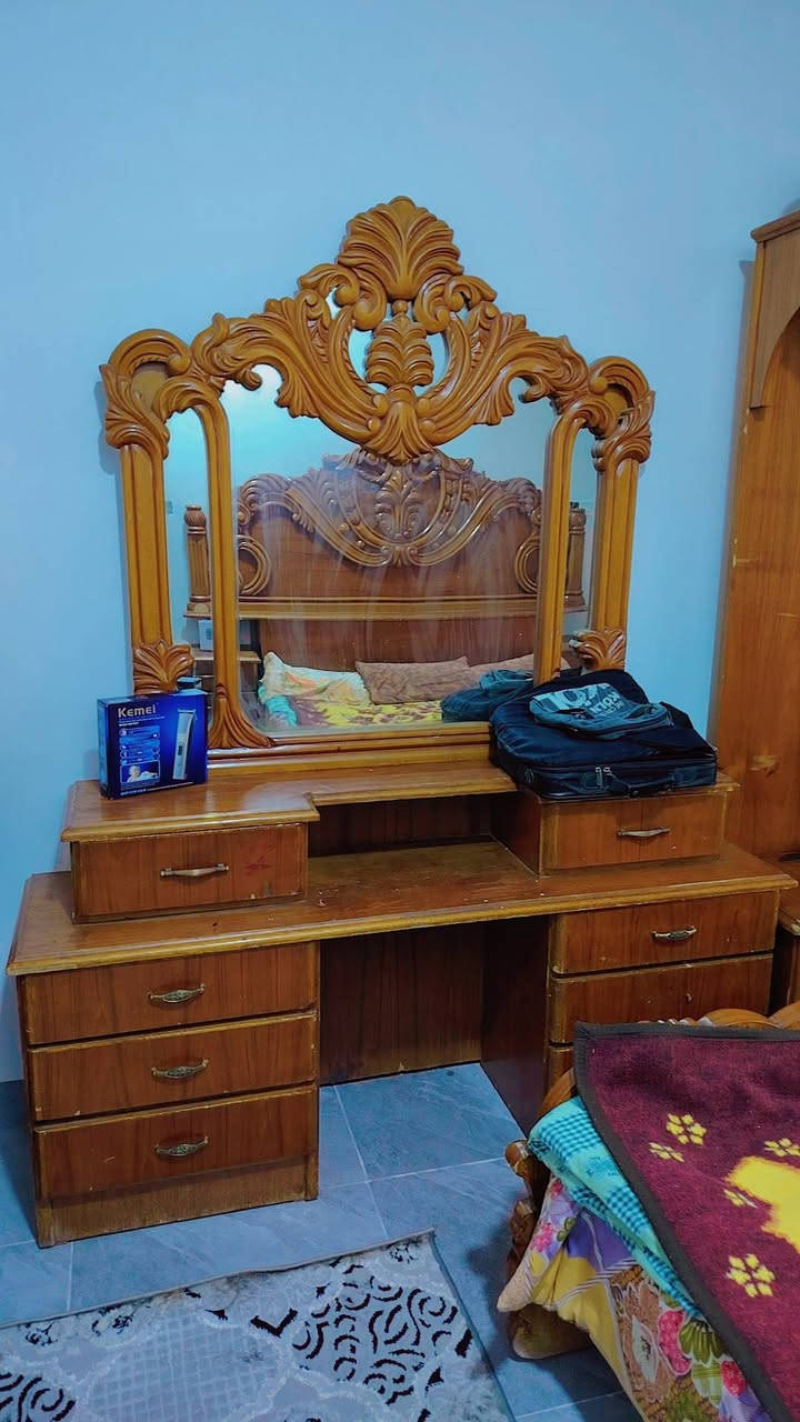 غرفة للبيع بدون قنصور نضيفة اخر قطعة 
السعر 178
متواجد عل فيس


**إذا كنت صاحب هذا الإعلان وتريد حذفه لأي سبب، رجاءا أرسل رسالة إلى الدعم الفني**