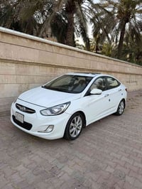 اكسنت موديل 14 ماشيه 98 كيلو كير مكينه صدر تخم تاير تبريد كلهن تمام بي...