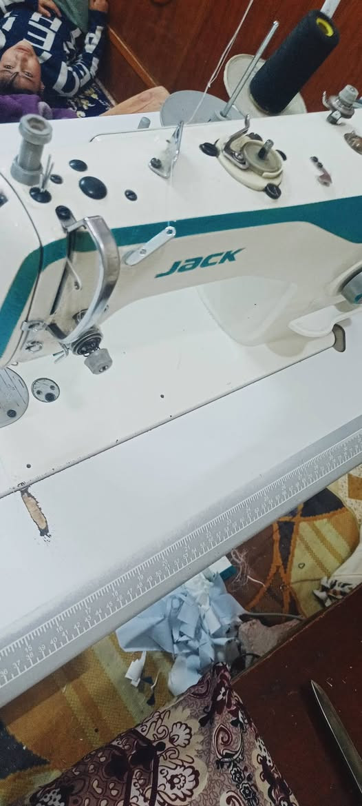 مكينه جاك باب اول نضافه فوول .
مكان مدينه الصدر. السعر قفل 350
***********
