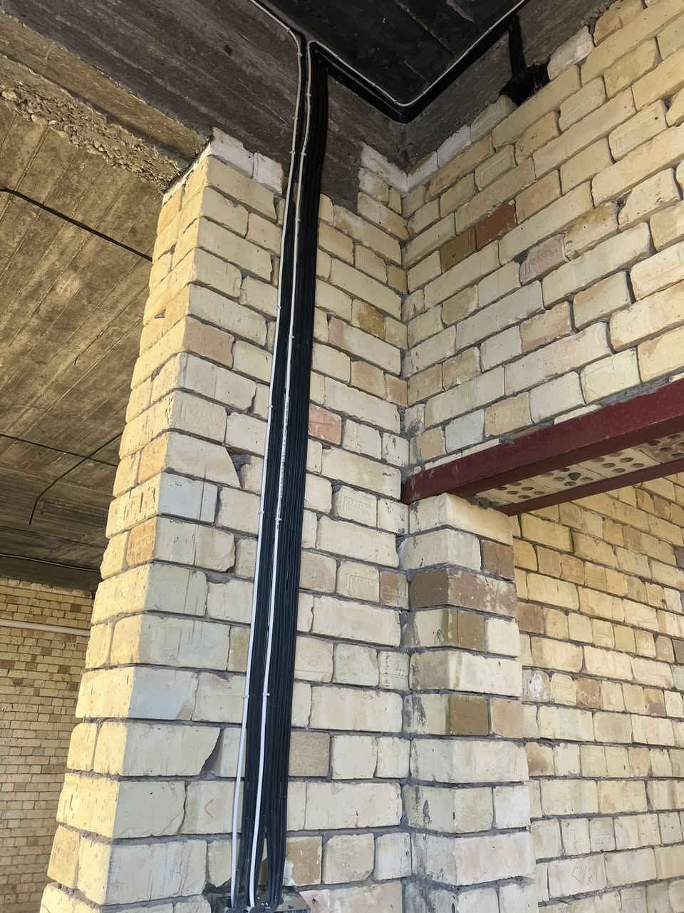 جزء من اعمال كادرنه في كربلاء بيت 200 متر موقع العمل في كربلاء للأستفسار *********** منتظر الكهربائي
