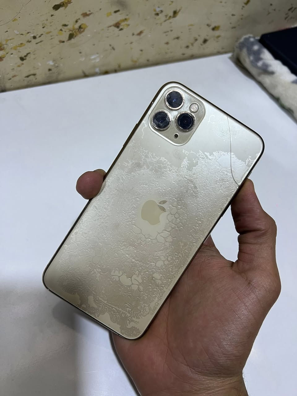 ايفون 11 برو ماكس
مبدل شاشه وبطاريه 100 

ذاكره 256 تك سيم

نظافه 85% جهاز مرتب بل استخدام والشحن فول

سعره 260 بي مجال 

مكاني بغداد

***********
