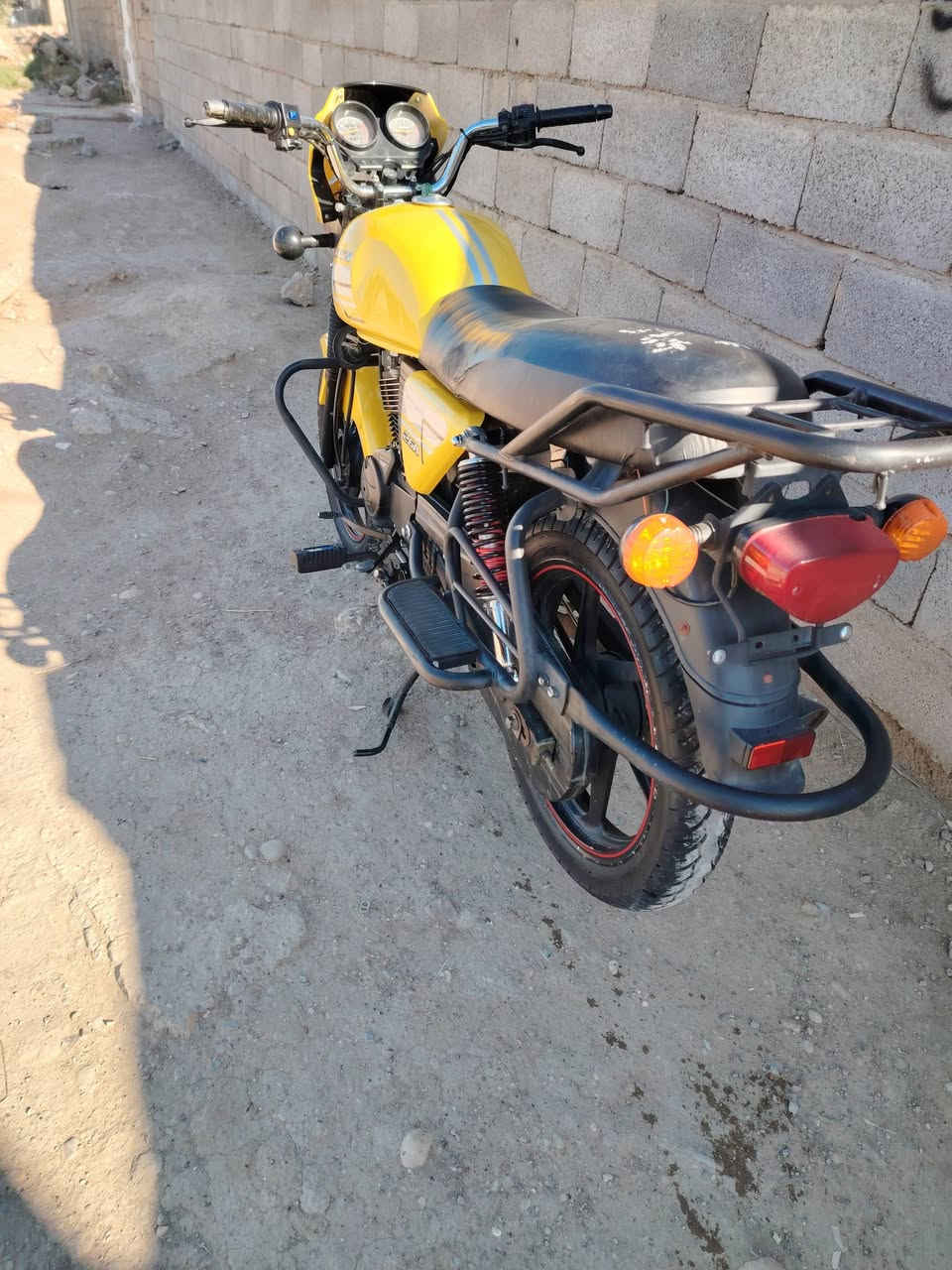 ديوان موديل 22 أورق اصولي دراجه نضيفه مكاني كوت دجيلي ***********
