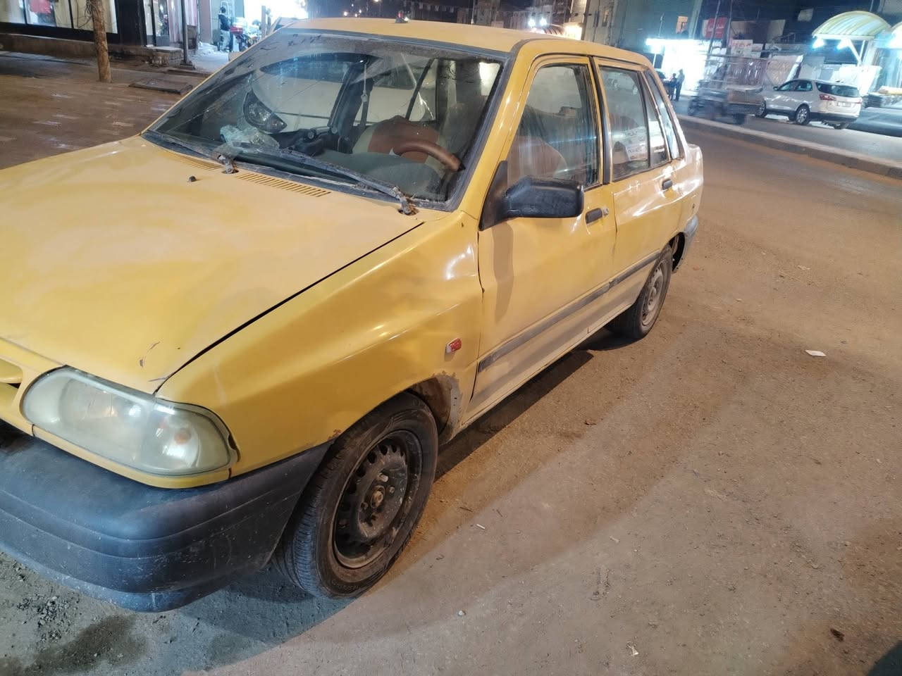 ياالله سايبا موديل 12رقم بغداد احمر سياره حلوه وجاهزه راعيه ماواصله اتكفلك سرقه وعشاير اريده 8ورقات السنويه عضم لل 24  مكاني نجف حي الميلاد ***********
