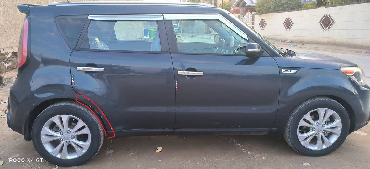 كيا صول موديل 2015  رقم بابل شرط التحويل محرك 2000 GDI بجم كبس على وضع شركة
تحكمات ستيرن + كاميرا خلفية  

حادثها طخة بالداير مال الجاملغ الخلفي (عكس سايق)

+ باب وجاملغ خلف السايق 

مأشر عليهن باللون الاحمر  (رقم الشاصي KNDJP3A58F7181442)

السعر 115$ 

***********

مكانها بابل - المسيب
