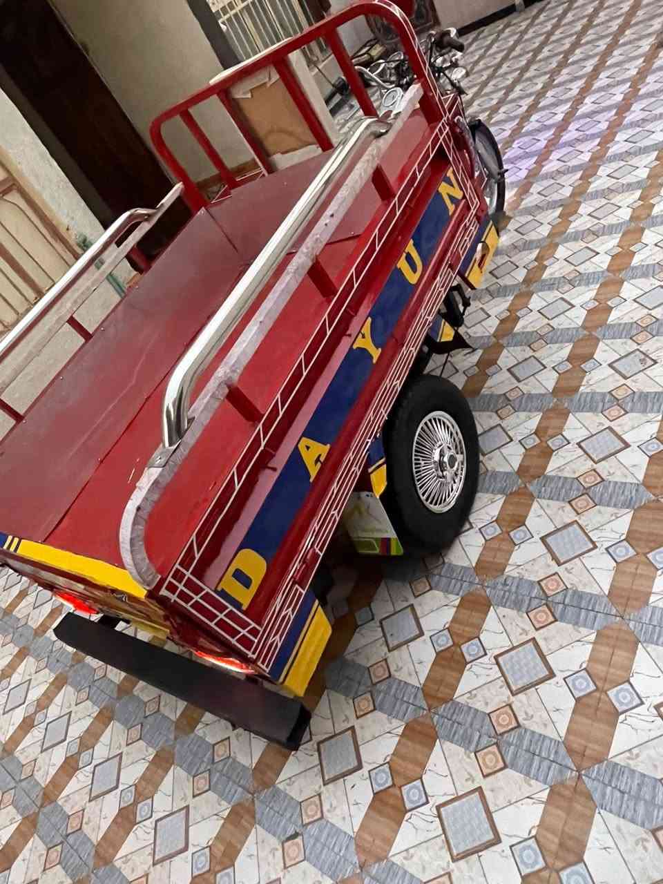 السلام عليكم
ستوته دايوان 

مديل 2019

ستوته جاهزه مال جناي 

كهربائيات شاير

سلف هندر

تايرات جدد

كبات 

لايت زنون 

وراق صوليه 

مكاني ناصريه قضاء الرفاعي 

نتصل وبلخدمه 

***********
