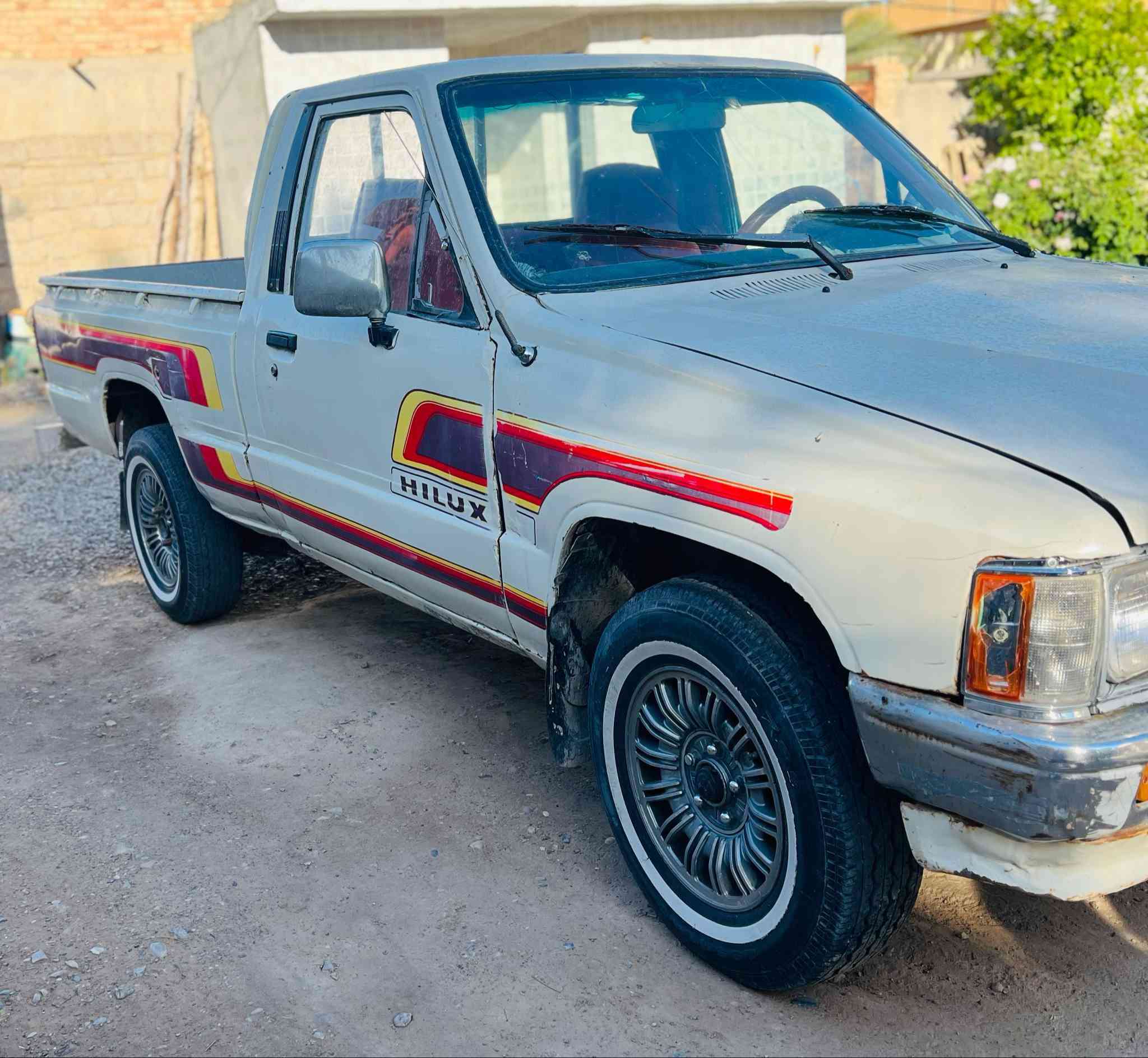 بيك اب 1988
شاصي كير مكينه كهربائيات مكفوله
رقم ديالى انكليزي السعر38$
***********
