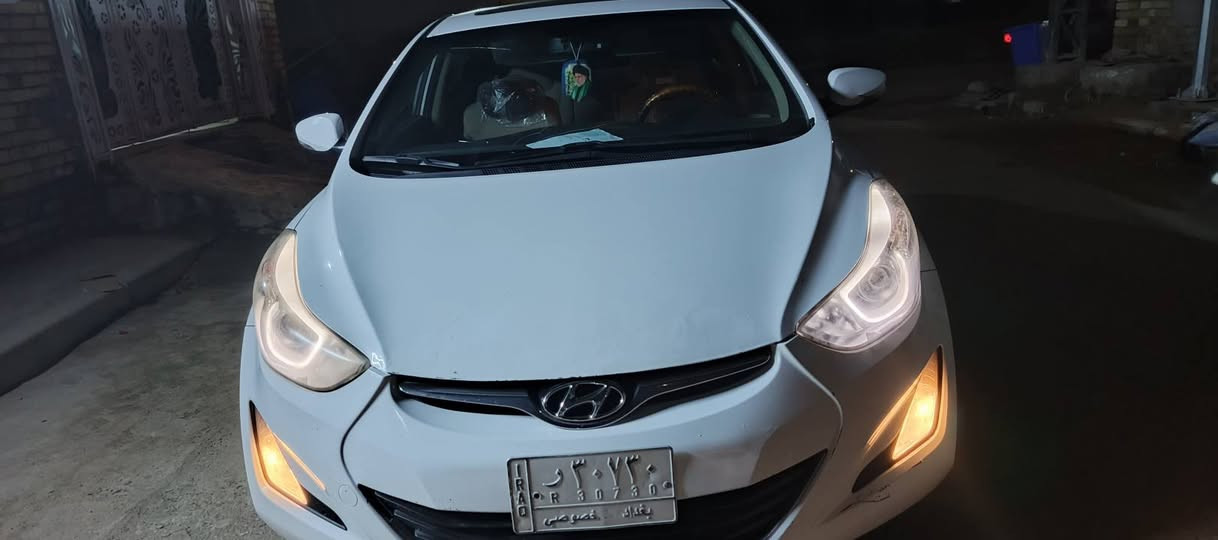 السلام عليكم سياره النترا مديل 15سياره جديده ومكفوله بس بارد  بيهه بدايد صوت بطل  السونار اتصل السعر ١٢٥ ع، قم ***********
