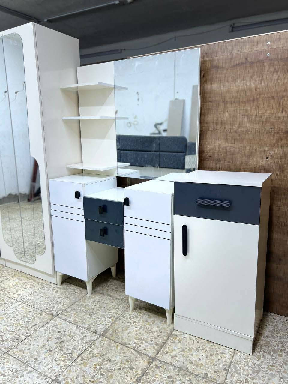 غرفة تركية كولش حلوة 
نضافة 90 بالمية اي ضرر مابيها 
شد ونقل داخل بغداد مجاني 
#تركي #بيع #شراء #مودرن


**إذا كنت صاحب هذا الإعلان وتريد حذفه لأي سبب، رجاءا أرسل رسالة إلى الدعم الفني**