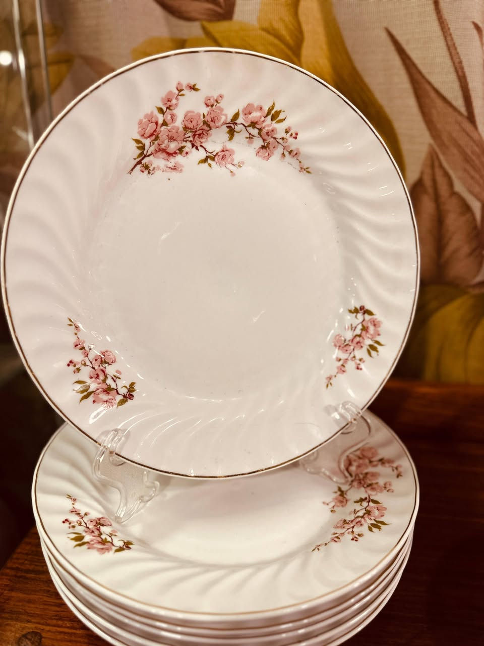 سيت طعام روماني ٣٦ قطعه
١٢ ماعون شطح 
١٢ ماعون حلاوه 
٦ ماعون عميق قطعه بيهة طخه بسيطه
١ بلم كبير 
١ سلطانيه 
١ كاسه 
١ سوب دان
١ ماعون كبير


**إذا كنت صاحب هذا الإعلان وتريد حذفه لأي سبب، رجاءا أرسل رسالة إلى الدعم الفني**