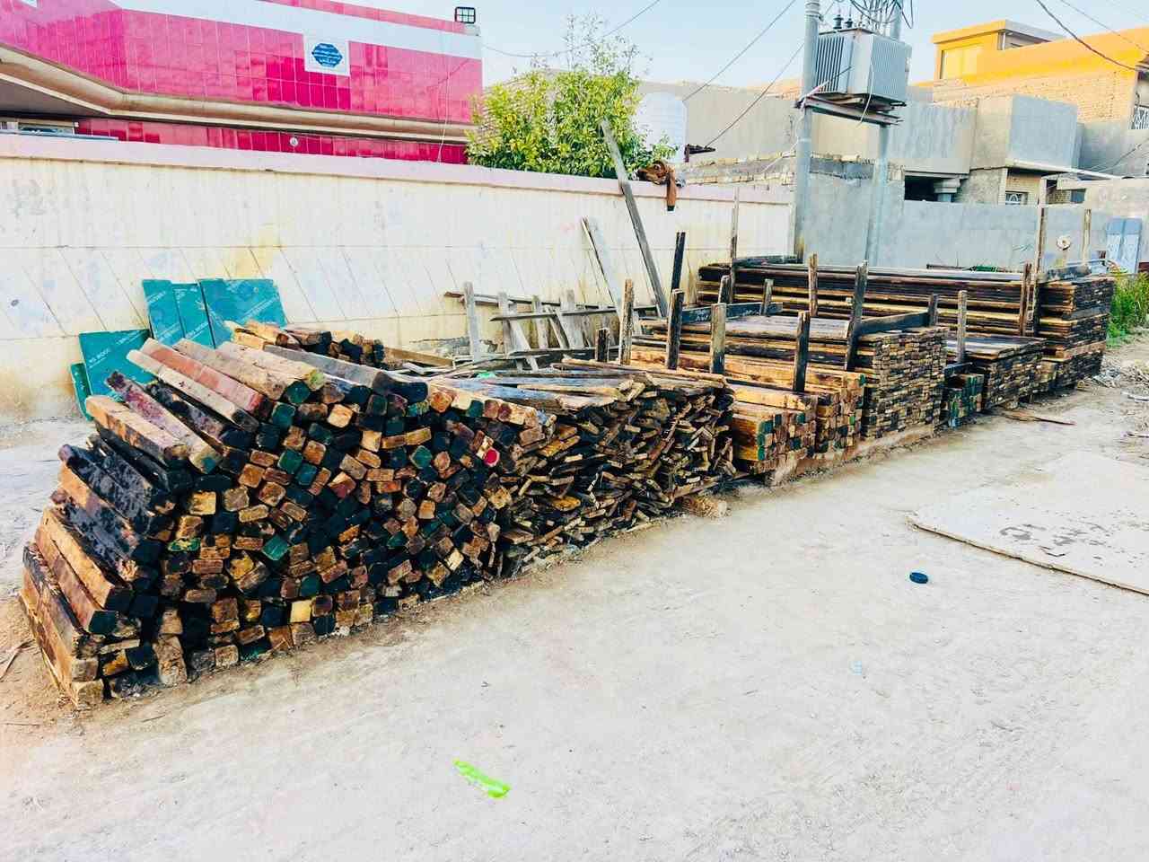 قالب لبيع 8 مكعبات ونص يدك 180 متر *********** ***********
