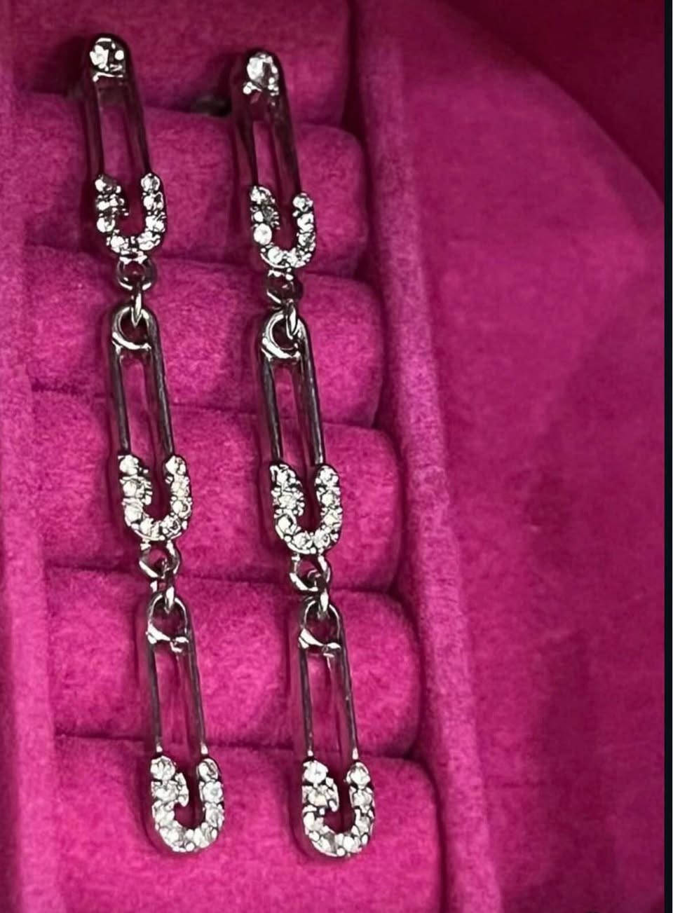 سلام علیکم
ئەم ئیکسسواراتانە بۆ فرۆشت
قەدیمی و ئەنتیکی تیایە لەگەل دەستی١
هی دەرەوەی ولاتن
گەیاندن هەیە
ئەگەر کریاری نامە بنیرە
نامە بنیرن بۆ تایبەت بۆ هەر زانیاریەک
هی خۆمن ئەیان فرۆشمەوە
لە هەرمۆدیلیک تەنها ١ دانە بەردەستە Singapore


**إذا كنت صاحب هذا الإعلان وتريد حذفه لأي سبب، رجاءا أرسل رسالة إلى الدعم الفني**