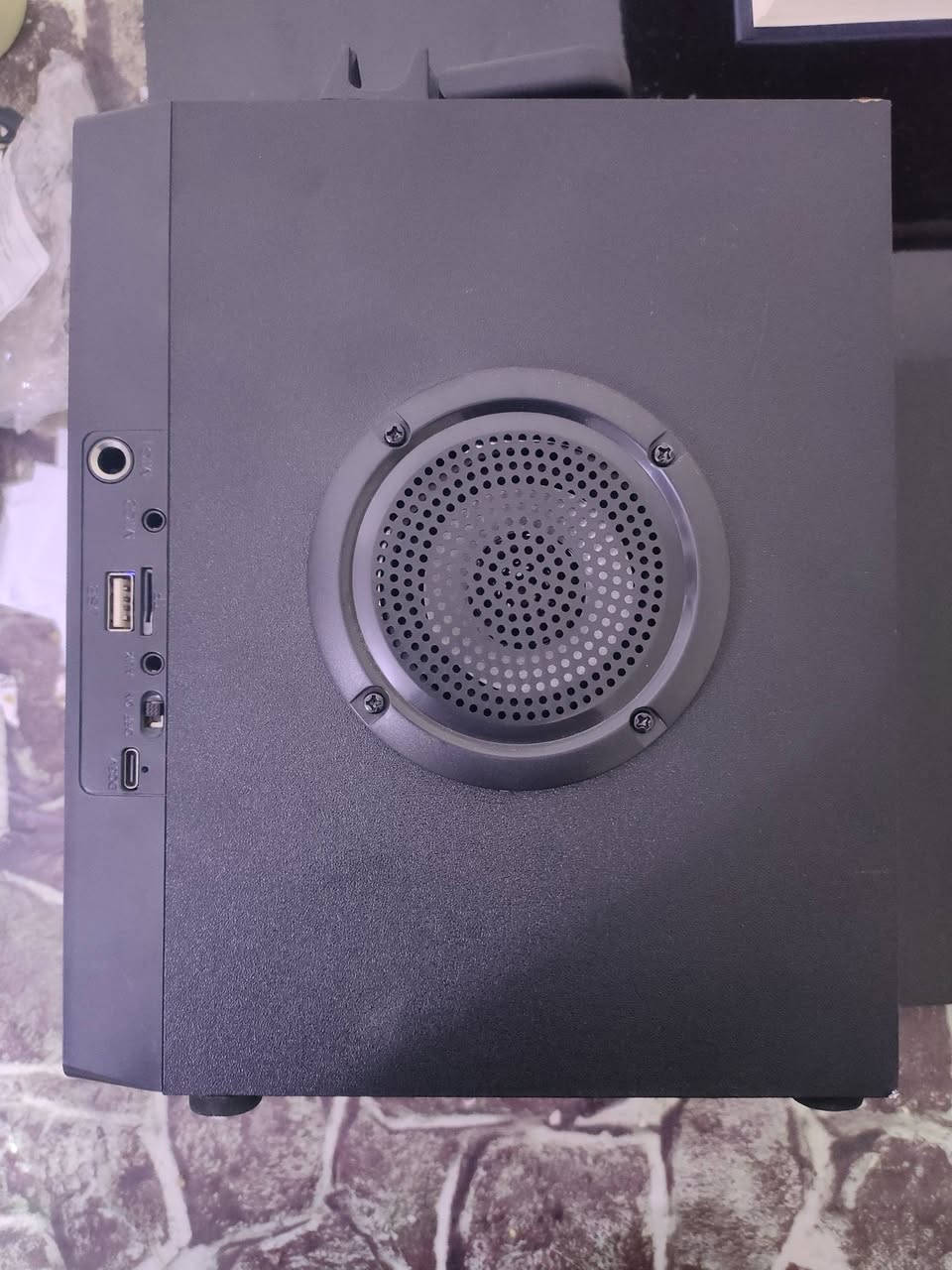 دي جي + راديون اصلي دبل مضخم ودبل سماعه ياخذ رام وفلاش ومكان للمايك هم قطعه انتيكه شحن تايب سي 
اول تم 35 ويه توصيل


**إذا كنت صاحب هذا الإعلان وتريد حذفه لأي سبب، رجاءا أرسل رسالة إلى الدعم الفني**