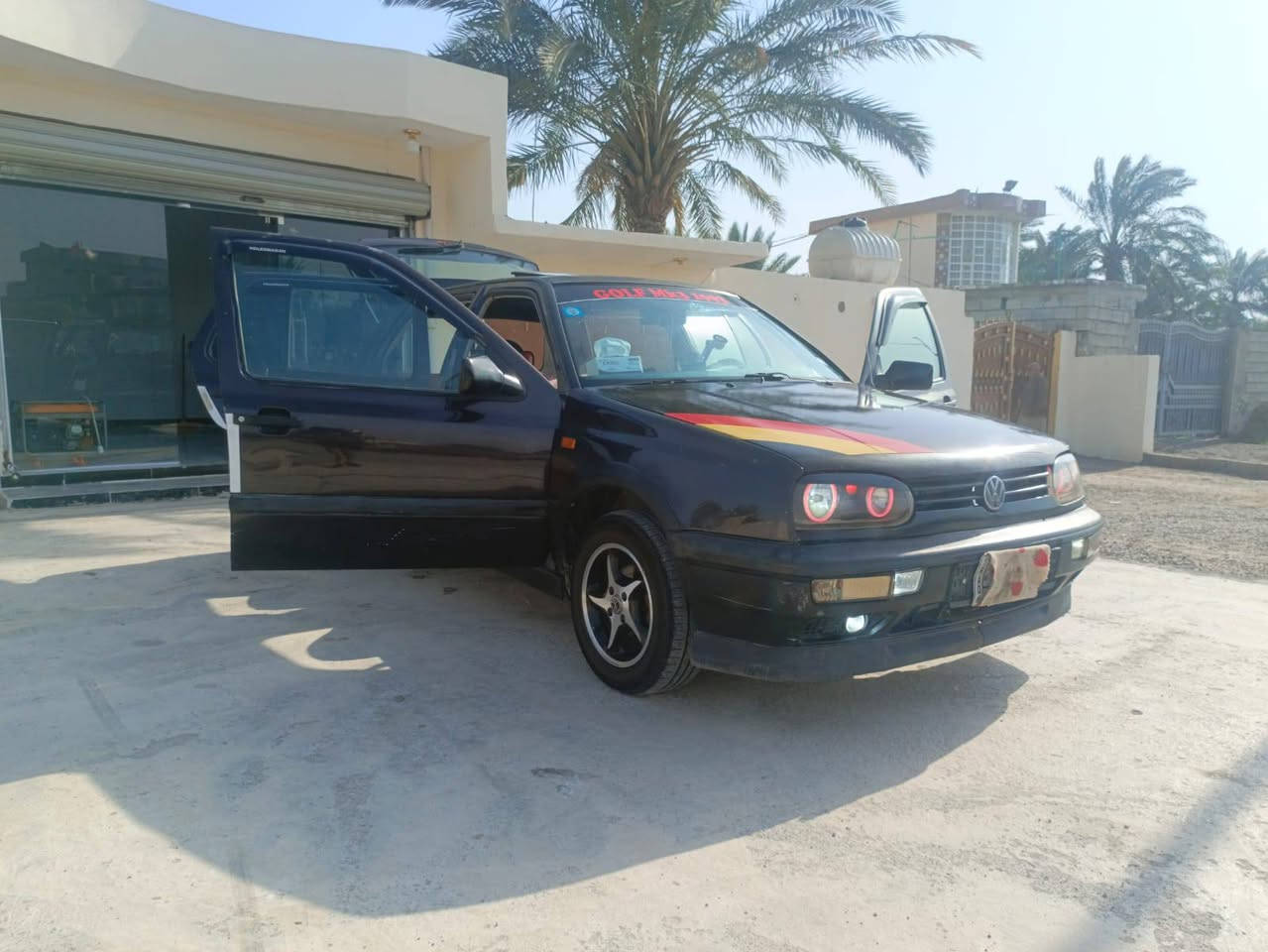 السلام عليكم اخواني للبيع او المراوس كولف GT MK3 1993
(السيارة بلادية بدون صبغ)

محرك وكير مكفول محرك 1800 دوش صدر أمامي خلفي. ب الجيس. طسة ماكو بشرط راكب. حديث. 

تخم تاير مع الأسبير جديد ويل كب رياضي. 

كهربائيات وضع الشركة كلة شغال. ماكو شي طافي. 

مري كهرباء 

أربع جام اوتو 

مسجل شاشة وكامرة خلفية دوارة 

لايت زنون عالي ناصي اصلي بشرط نهار. 

فتحة سقف طكتين شغالة 

تبريد ثلج وية السويج مراوح صقر. آنسة شي. اسمة حماوة 

ارباكات 

أربع دسك اي بي اس. 

رقم بغداد سنوية ورقم جديد سنوية 2028شرط التحويل 

سيارة جاهزة. بشرط ترايك 180  

مكاني ديالى دلي عباس السعر على الرقم المرفق بسبب النفوس الضعيفة 

***********
