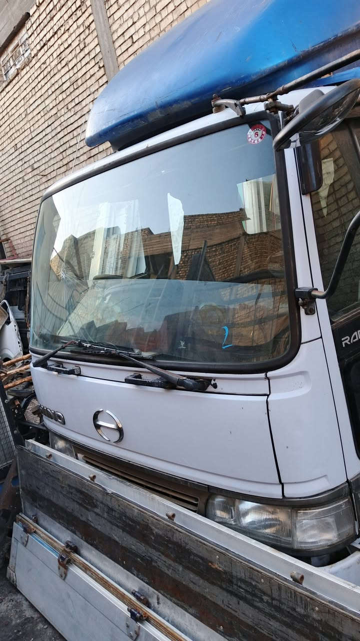 السلام عليكم ورحمه الله وبركاته
قماره هينو انكر مال كصه بعدها يمنه كامله القماره جديده لون بلادي 
سعر 45وبيها مجال مكان حله شارع 80 استفسار ***********
