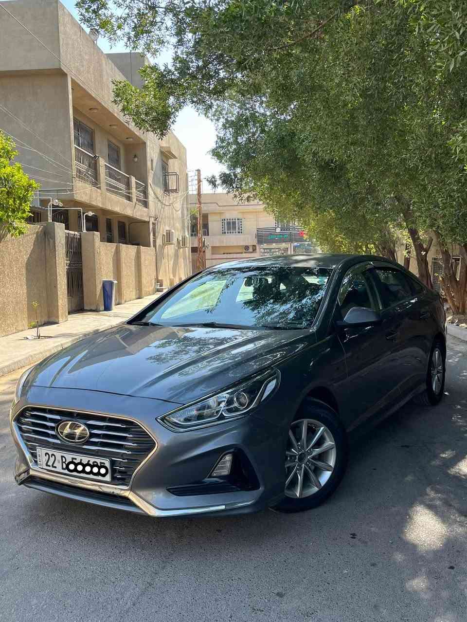 السلام عليكم
للبيع سوناته ٢٠١٨وارد امريكي 

رقم اربيل هزه وبراد جديد بأسمي تحويل ثاني يوم 

محرك ٢٤٠٠
مكينة وكير مكفولات 
 ماشيه ١٢٥ الف 
شاشه كبيره كامره دواره 
فول تحكم ستيرن 
سايد بريك برجل 
رادار جانبي 
انضمه قياده 

صدر امامي وخلفي جديد
تخم تاير نكسن جديد
لايت عالي وناصي زنون زرع عدسات كلف ٣٠٠ الف
تبريد ثلج
  
ملاحضه صور الحادث بل منشور 
كما موضح طخه بل بنيد بسيطه فقط صبغ وباقي كفاله 

السعر ١٢٧وبيها مجال بسيط 

***********
***********
مكاني بغداد حي الاعلام
