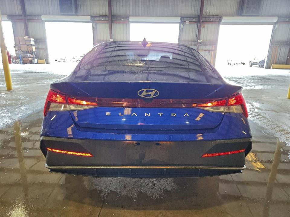 النتراء موديل 2024 حاليا بالعقبه قبل 3 وصلت للعقبه هذا حادثها موضح فقط بنيد 
بصمه تشغيل 
شاشه متصله كامله مواصفاتها معروفه الانتراء 
ترهم كتاب شهداء توصلك لباب بيتك او لليوسفيه
السعر ب107 وبيه مجال  داخل الميناء سعرها بدون تصليح وبدون كمرك 
ع كتاب الشهدا ب120 واصله بغداد 
مكاني بغداد مدينه الصدر 
***********
