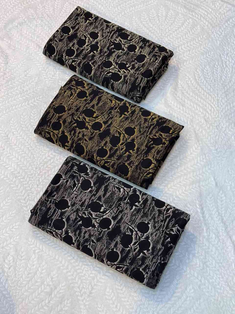 سلام عليكم 
صوف السعر10
كشمير8الف
للتواص ***********اتصل او واتس اب
