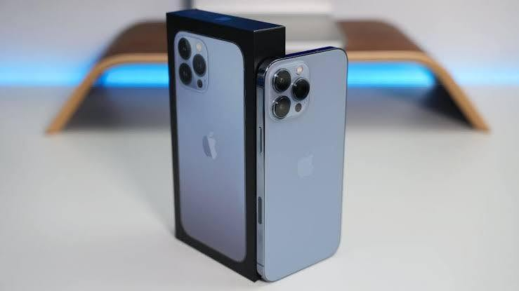 iPhone 13 Pro Maxللبيع
نضيف شخط مابيه  شرط الفحص
بطاريه/84🔋

ذاكره/256🛡️

للستفسار /***********📞
