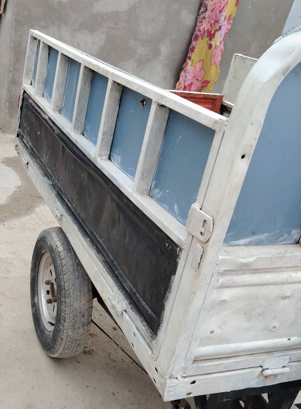 سلام عليكم شباب ستوته امتيار مكينه نضيفه ستوته كسن الطش  كلك  سعر ٦٥٠ وبيه مجال المكان خور زبير رقم الهاتف واتساب تصل***********
