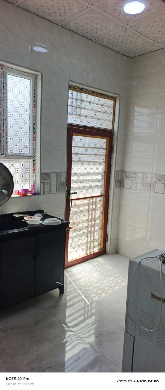 دار للبيع مساحه 100 ركن 10*10 طابقين شارع 15 بناء حديث 2026 نقص الواجه فقط
الموقع خلف أسواق الشواطئ
السعر ٧٦ وقابل للتفاوض
للاستفسار الاتصال على الرقم 
***********
