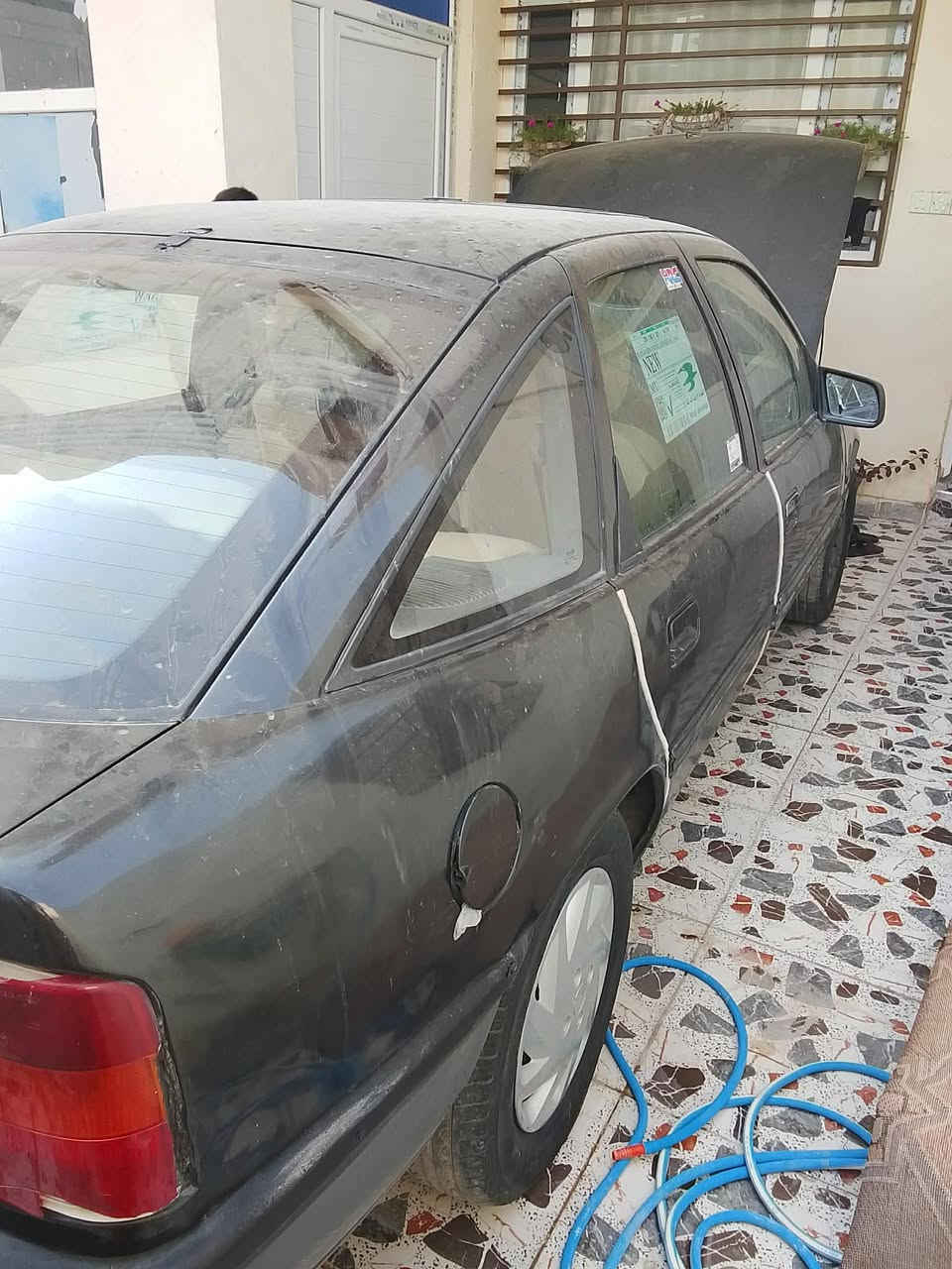 سلام عليكم جميعاً 
اوبل فكتره للبيع حجم 18رقم ديالى 
مكاني كركوك الاتصال على هذا الرقم 
***********
