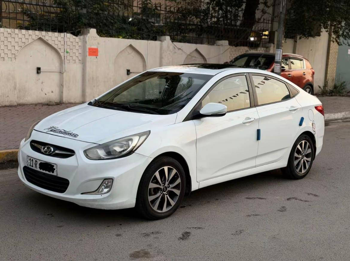 هونداي اكسنت خليجي موديل
2013 رقم بغداد مشروع
وطني بدون صبغ بدون تبديل
سونار منشور
مكينه 1600
فتحه
تجوه كشن سايق
داخل عسلي
فول تحكم ستيرن
شاشه تاب
حساسات خلفي
اشاير مر
جاهزه السياره من كلشي
  ***********الرقم
السعر 100
