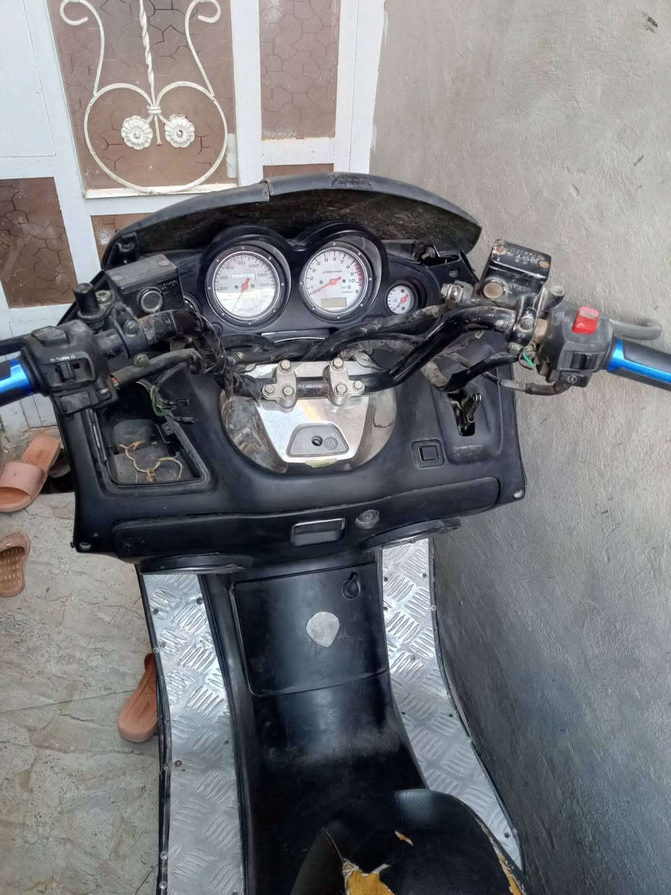 سلام عليكم 06 للبيع مكاني بغداد رقم ***********
