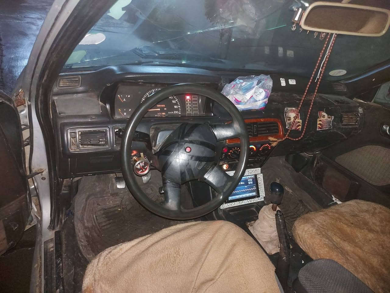 سلام عليكم للبيع مسبوشي كلان محرك سونتاته توموديل88 تايرات نص عمرالكشرشوف العين سيارة جاهزه بس الكير الواحدوالخامس ميجي يحتاجلها ترتيبات باتري جديدمسجل شاشه كله شغال السعر12بي مجال العنوان كركوك العروبه الشراي خاص اويتصل ويدلل*********** كركوك, العراق
