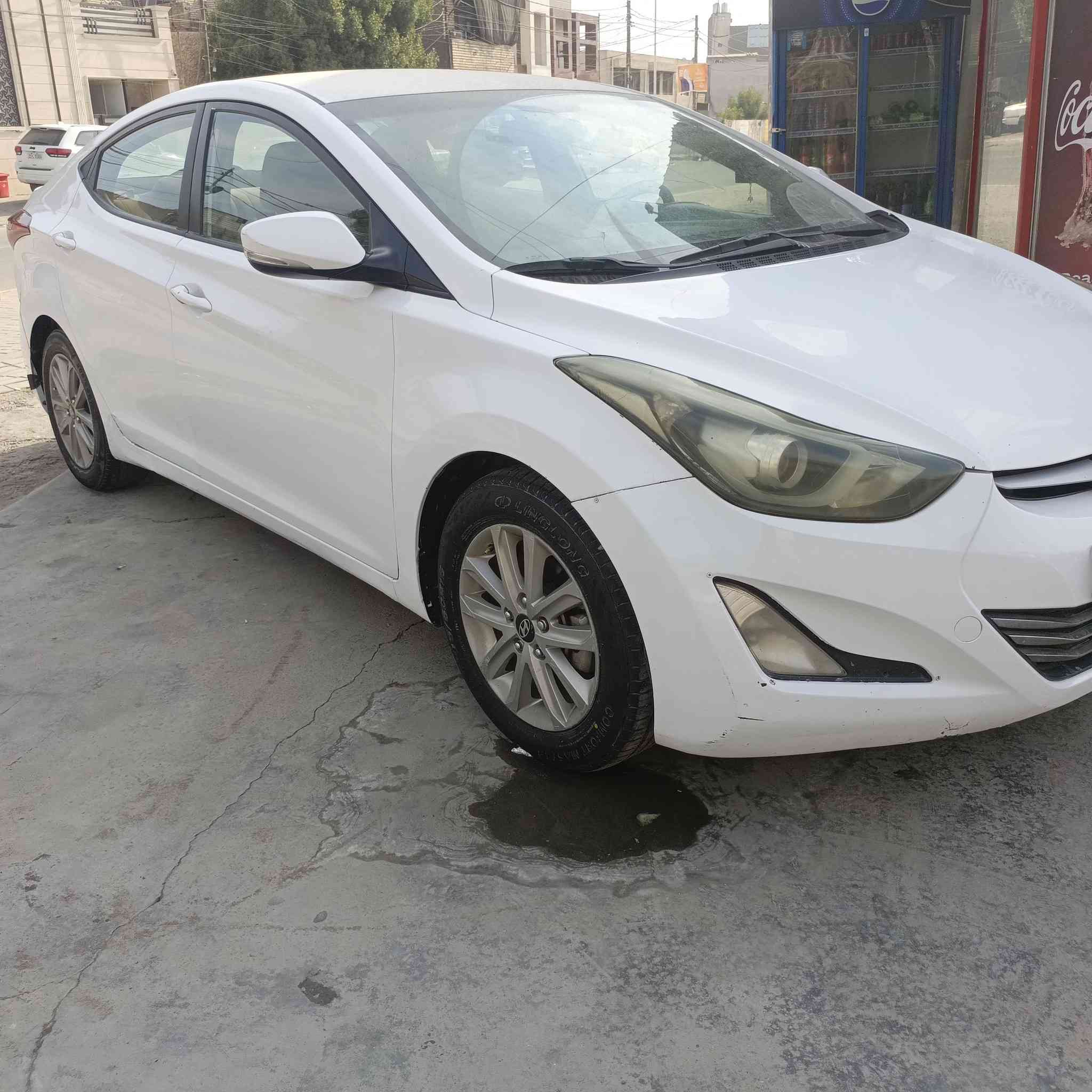 السلام عليكم هيونداي النتره موديل ٢٠١٥ خليجي مكينه ١٦٠٠ كير ومكينه وصدر كله جاهز تخم تاير سياره احله من صور سنويه2029تحويل مباشر مشروع وطني رقم واسط سياره بيه نص الباب خلفي صبغ بدون سياره بدون تبديل
مكاني بغداد 
السعر 120وبيه مجال 
الاستفسار ***********
