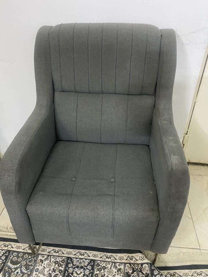 السلام عليكم طخم قنفات ٧مقاعد للبيع نظيف كلش  الاستفسار *********** او مراسله على الخاص العنوان بغداد
