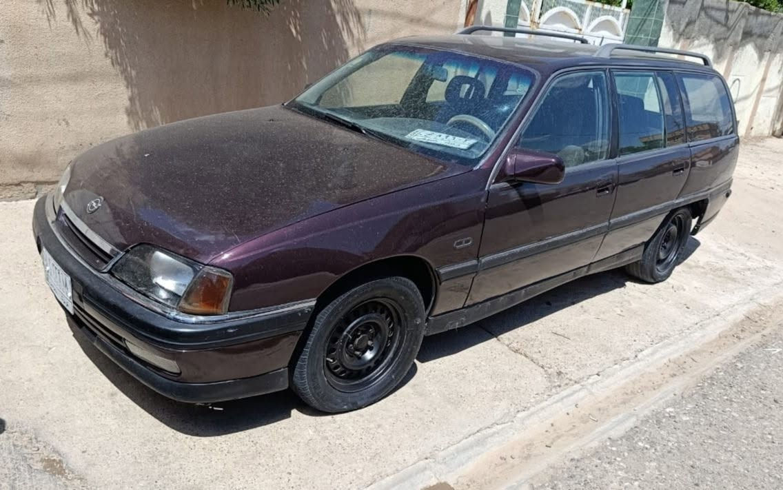 اوبل اوميكا استيشن 1991
رقم كركوك أ شرط تحويل و وكاله 
 حجم 20 
كير محرك بالشرط لاصرف ولا بخار ولا صوت 
كير عادي 
بدون ضرر صبغ عام للجماليه فقط خياسات معمره كلها درجه اولى 
مكان دبلات شواصي بدنه بجم وخلفي كلها كبس بلاد ما ملعوب بيها ولا خياس بي 
مكان كركوك 
سعر 33 
*********** كركوك, العراق

