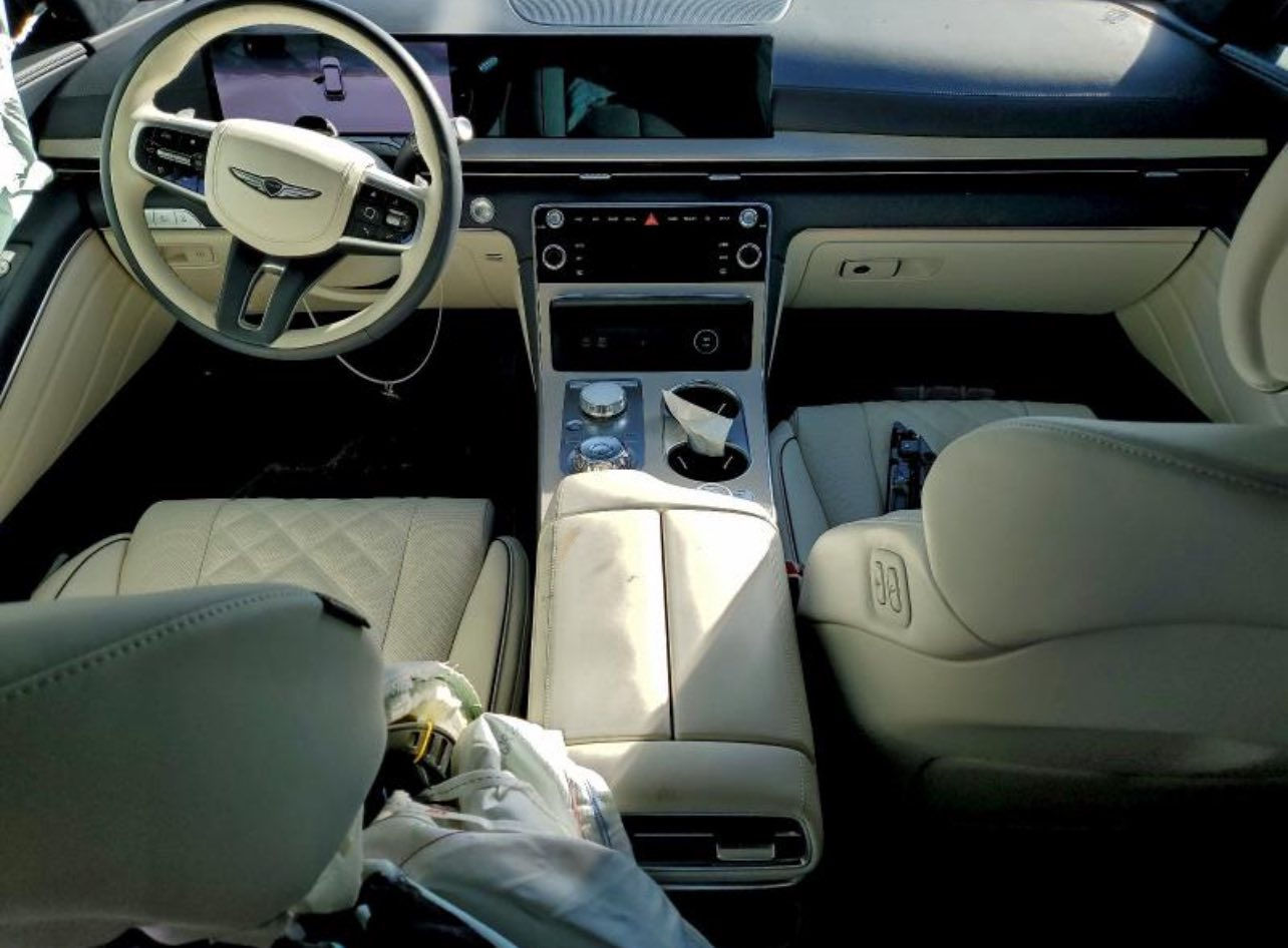 شراء جديد جنسزز gv80 برستيج اعلى فئة حادثهة كما موضح في الصور للبيع اي استفسار
اتصال او تساب ***********
