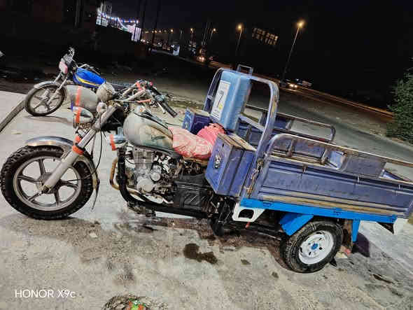 للبيع ستوته موديل 2015 محرك 23 مكفوله أوراق اصولي  مكاني طويريج قرب سيطره ام الهوى *********** سعره 1350 وبيه مجال
