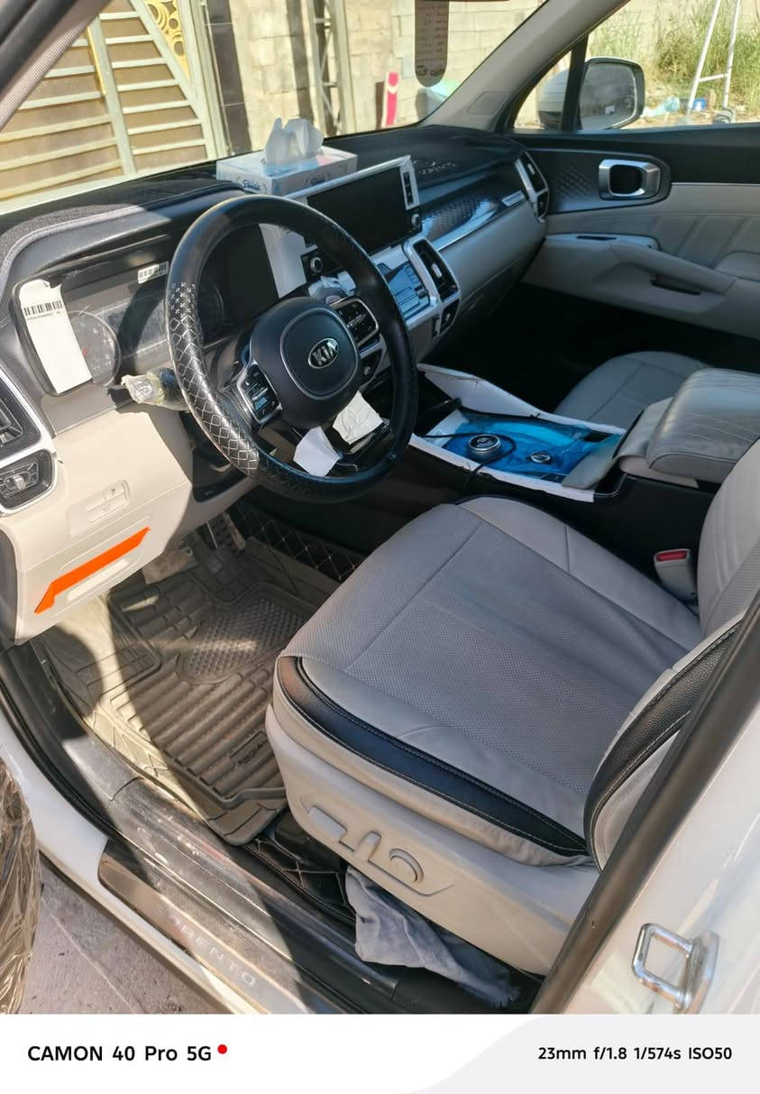 سلام عليكم كيا سورنتو موديل 21 رقم بغداد تحويل مباشر ماشيه 34.فول عدا البنراما السعر ٢٧٥ وبيها مجال بسيط مكان الرمادي للاستفسار ***********
